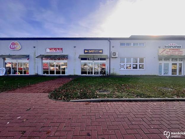 Pronájem obchodního prostoru, Uničov, Šumperská, 450 m2