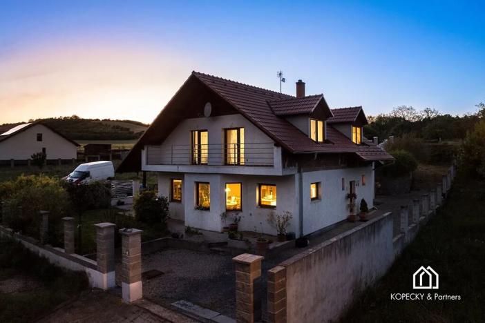 Prodej rodinného domu, Nelahozeves, V Závětině, 252 m2