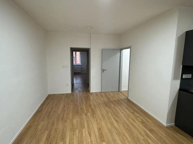 Pronájem bytu 3+kk, České Budějovice, Rudolfovská tř., 70 m2