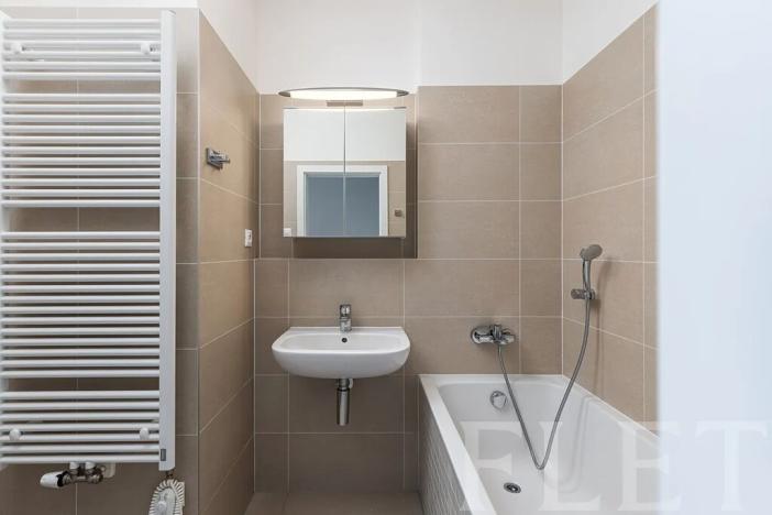 Pronájem bytu 1+kk, Praha - Jinonice, Pod stolovou horou, 42 m2