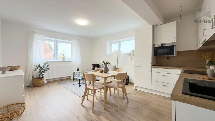 Prodej bytu 3+kk, Kobylnice, Uzavřená, 73 m2