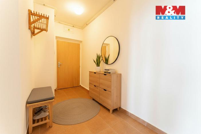 Prodej bytu 2+kk, Praha - Kyje, Pelušková, 52 m2
