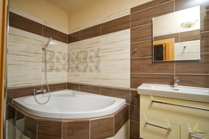 Prodej rodinného domu, Kratochvilka, 192 m2