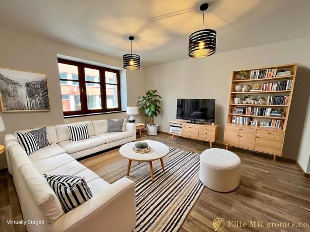 Pronájem bytu 3+1, Mladá Boleslav, S. K. Neumanna, 100 m2