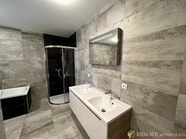 Pronájem bytu 3+1, Mladá Boleslav, S. K. Neumanna, 100 m2