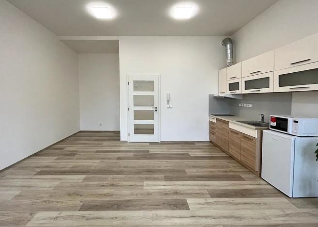 Pronájem bytu 1+kk, Brno, Lidická, 36 m2