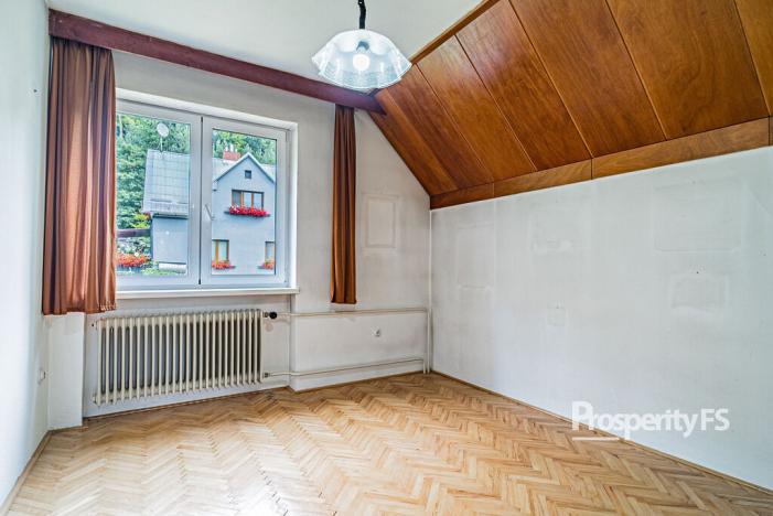 Prodej rodinného domu, Janovice, 250 m2