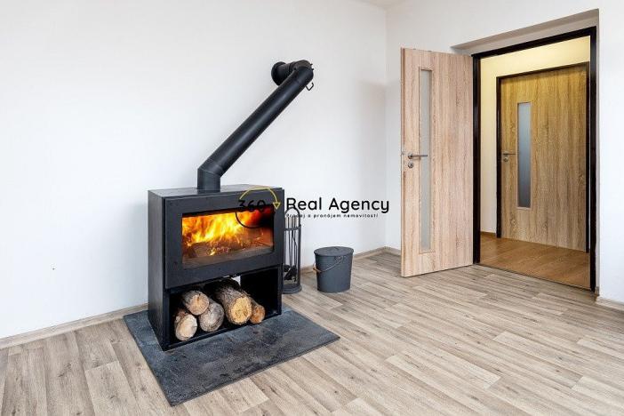 Prodej rodinného domu, Lužec nad Cidlinou, 253 m2