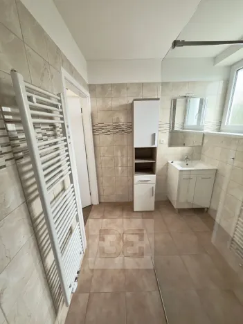 Pronájem bytu 3+1, Praha - Hlubočepy, Nad pomníkem, 120 m2