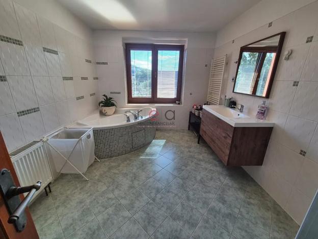 Prodej rodinného domu, Nový Bor, 150 m2