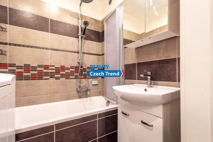 Pronájem bytu 3+1, Olomouc, Kmochova, 73 m2