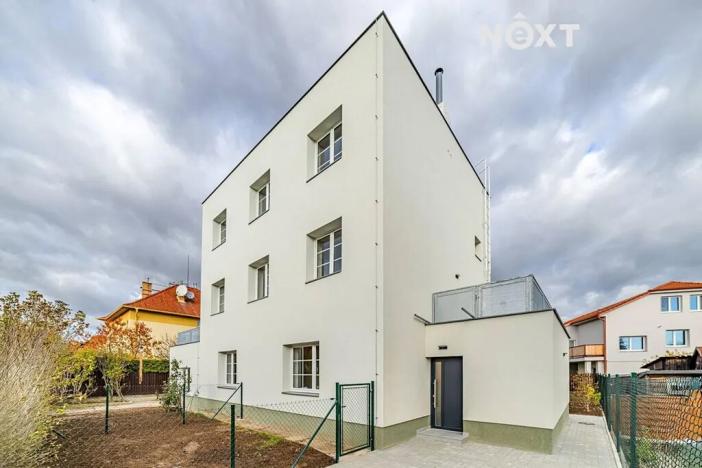 Prodej bytu 2+kk, Praha - Sedlec, Suchdolská, 62 m2