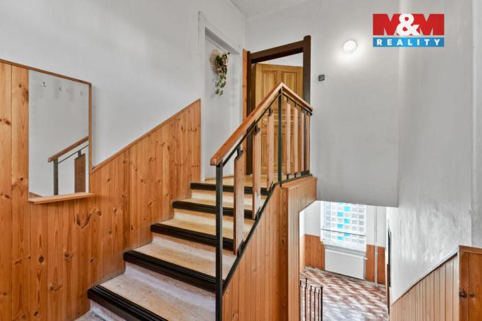 Prodej rodinného domu, Boseň, 200 m2