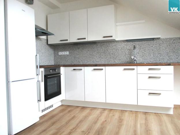 Pronájem bytu 2+kk, Litomyšl, Komenského nám., 73 m2