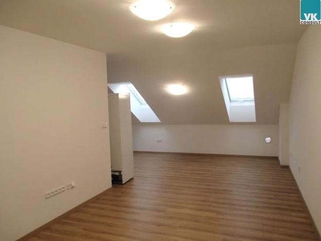 Pronájem bytu 2+kk, Litomyšl, Komenského nám., 73 m2