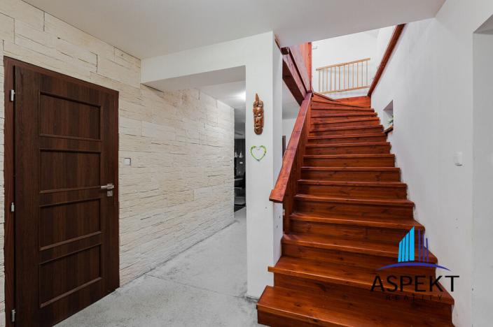 Prodej rodinného domu, Neumětely, V Chaloupkách, 220 m2