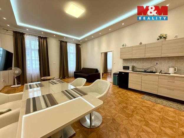 Prodej bytu 3+1, Praha, Dlážděná, 145 m2