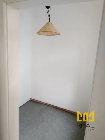 Pronájem bytu 2+1, Praha - Smíchov, Grafická, 57 m2