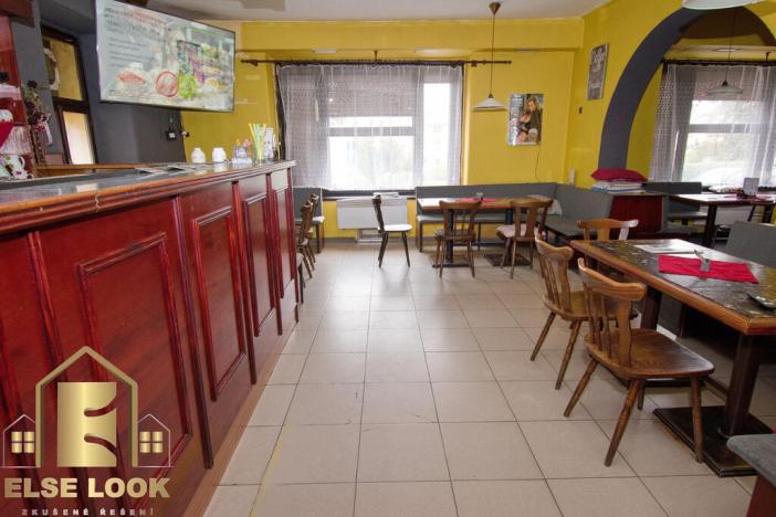 Prodej restaurace, Solnice, Masarykovo náměstí, 1021 m2