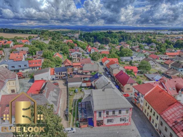 Prodej restaurace, Solnice, Masarykovo náměstí, 1021 m2