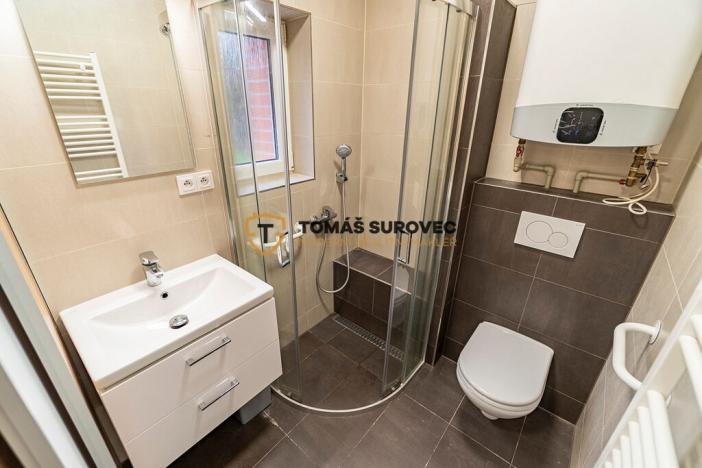 Pronájem rodinného domu, Zlín, třída Tomáše Bati, 96 m2