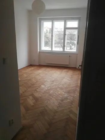 Pronájem bytu 2+kk, Praha - Vršovice, Petrohradská, 57 m2
