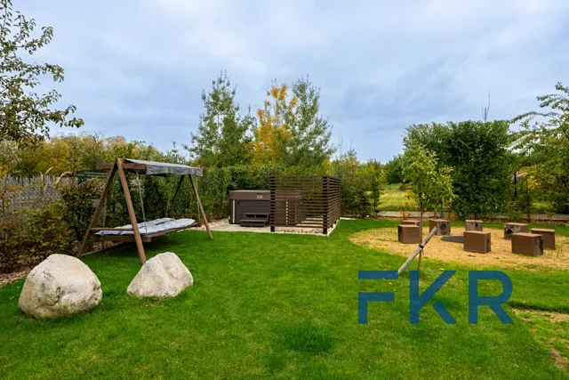 Prodej rodinného domu, Psáry, V Domkách, 114 m2