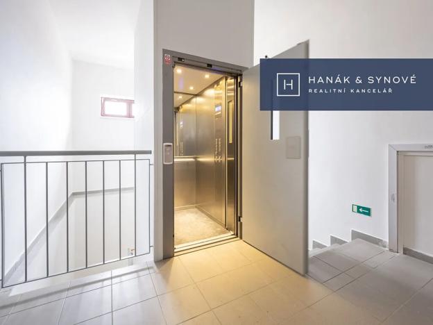 Pronájem bytu 1+kk, Brno, třída Generála Píky, 97 m2