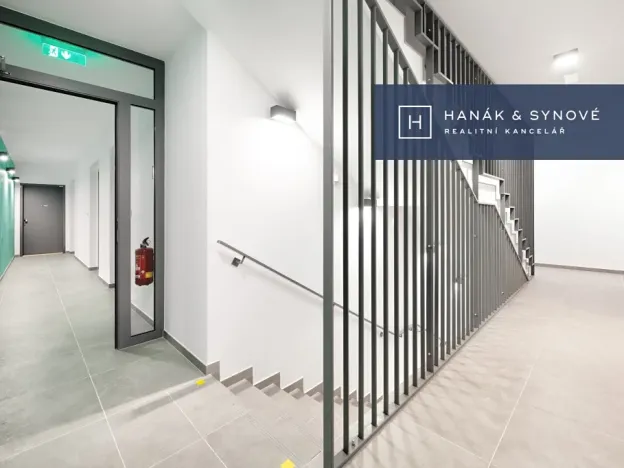 Pronájem bytu 1+kk, Brno, Chaloupkova, 30 m2