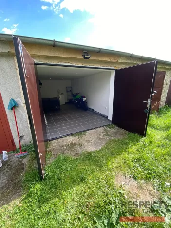 Pronájem garáže, Kladno, U Cihelny, 21 m2