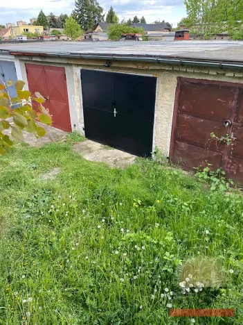 Pronájem garáže, Kladno, U Cihelny, 21 m2