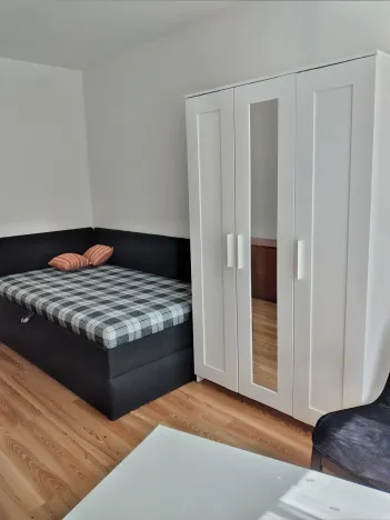 Pronájem bytu 1+kk, Praha - Liboc, Navigátorů, 20 m2