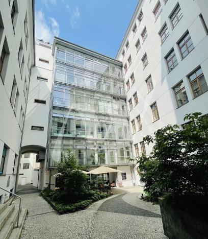 Pronájem kanceláře, Praha - Nové Město, Lazarská, 142 m2