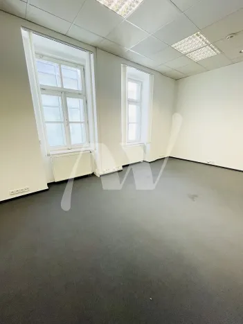 Pronájem kanceláře, Praha - Nové Město, Lazarská, 142 m2