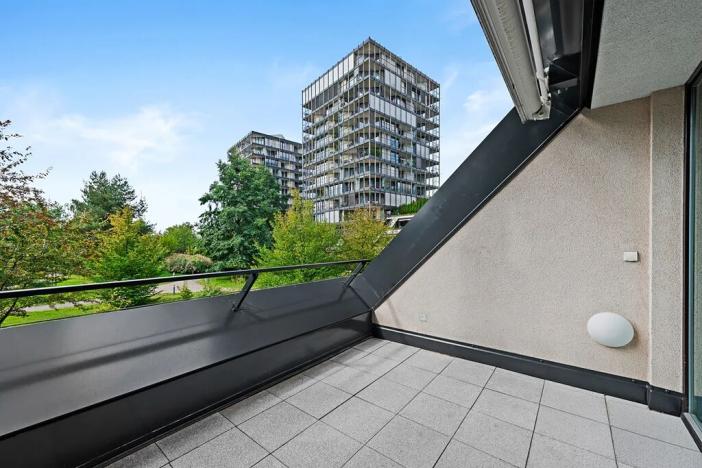 Pronájem bytu 1+kk, Praha - Žižkov, Ke kapslovně, 51 m2