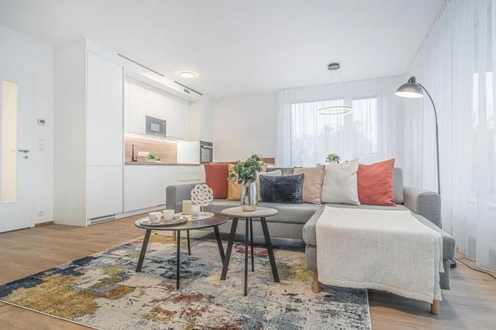 Pronájem bytu 2+kk, Praha - Prosek, Litoměřická, 54 m2