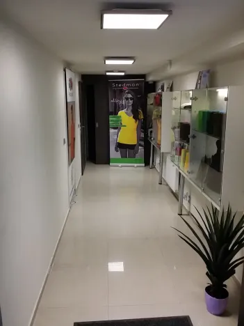 Pronájem kanceláře, Praha - Kyje, Vajgarská, 216 m2