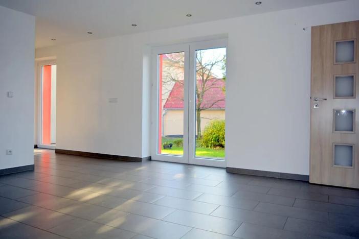 Pronájem bytu 2+1, Fryšták, Komenského, 86 m2