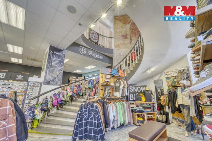 Pronájem restaurace, Plzeň - Vnitřní Město, Františkánská, 598 m2