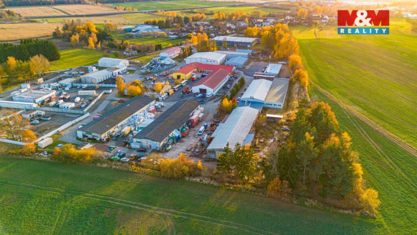 Prodej výrobních prostor, Lišov, 5377 m2