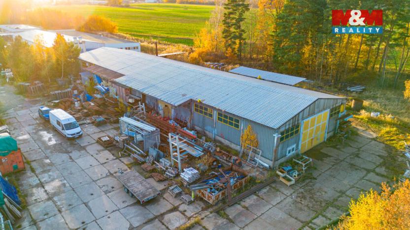 Prodej výrobních prostor, Lišov, 5377 m2