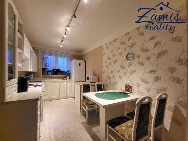 Pronájem bytu 2+1, Kladno, U tržnice, 51 m2