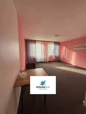 Pronájem bytu 1+kk, Teplice, Přítkovská, 32 m2