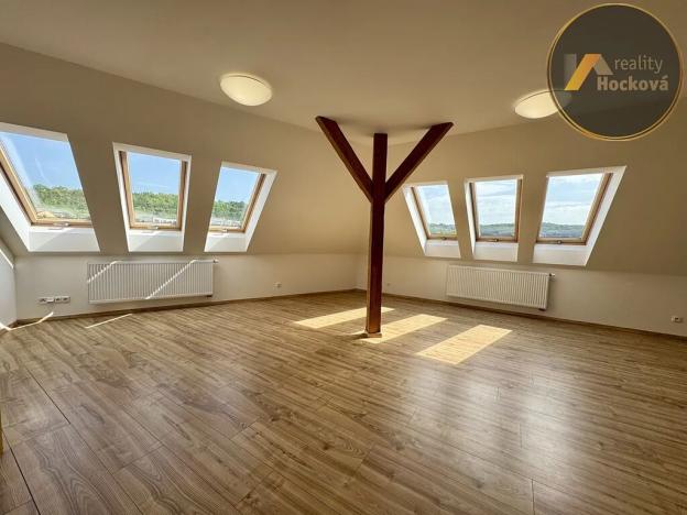 Prodej bytu 1+1, Praha - Libeň, Zenklova, 94 m2