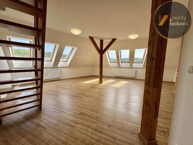 Prodej bytu 1+1, Praha - Libeň, Zenklova, 94 m2