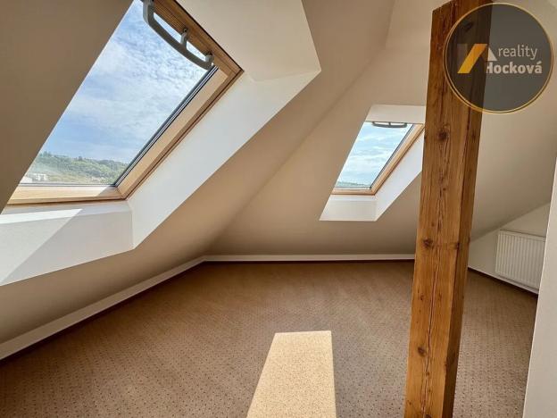 Prodej bytu 1+1, Praha - Libeň, Zenklova, 94 m2