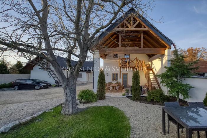 Prodej činžovního domu, Lipí, 197 m2