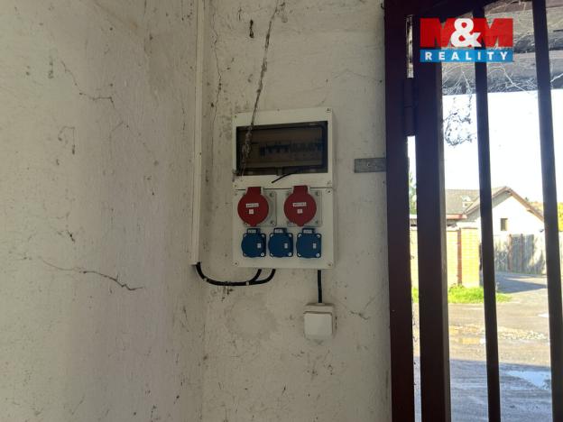 Prodej garáže, Kralupy nad Vltavou - Mikovice, 22 m2