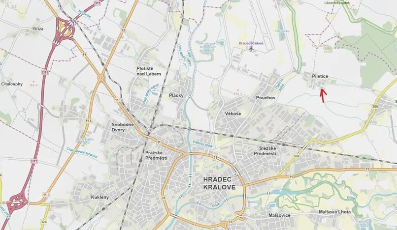 Dražba komerčního pozemku, Hradec Králové, 1325 m2