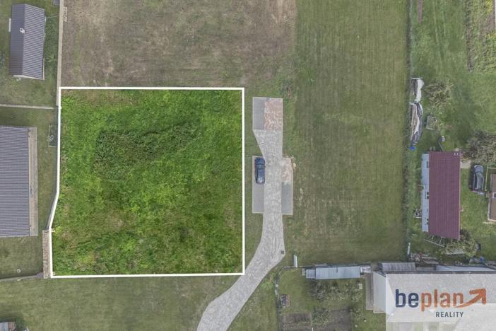 Prodej pozemku pro bydlení, Plužná, 1067 m2
